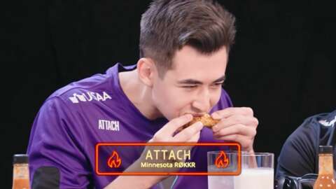 Call Of Duty Pro Players In the Hot Seat On Special Hot Ones Episode